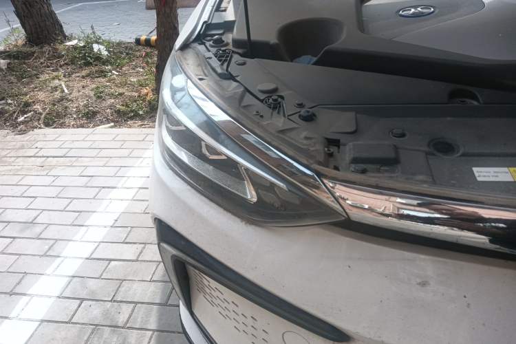 Used BAIC Beijing EU5 2019 R600 Smart Fashion Edition Right Front Headlight