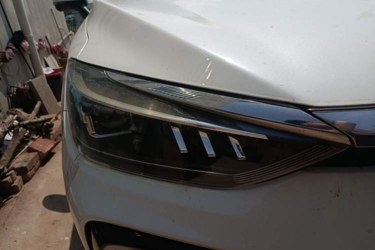 Used BAIC Beijing EU5 2019 R500 Smart Wind Edition Right Front Headlight