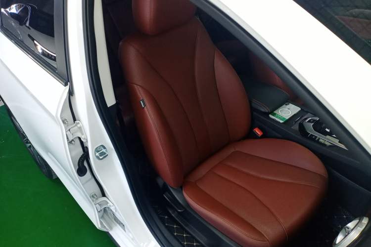Used BAIC Beijing EU5 2019 R500 Smart Wind Edition Right Front Seat