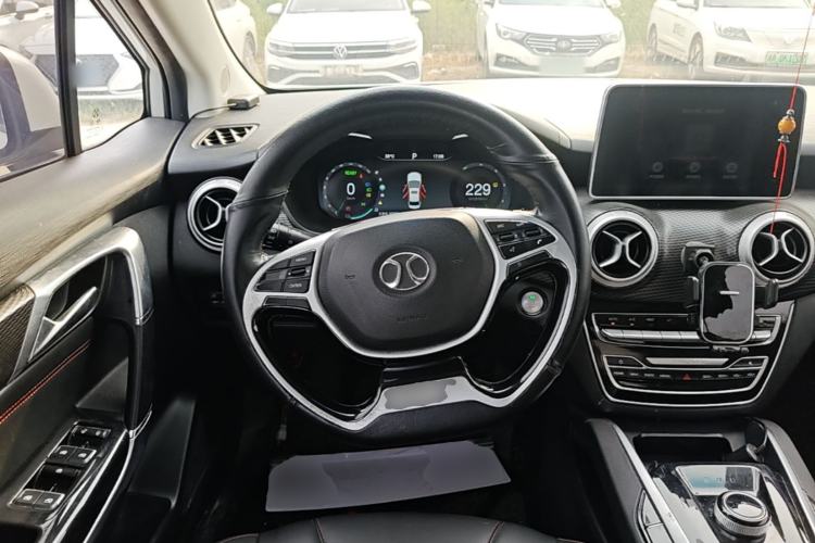 Used BAIC Beijing EU5 2019 R500 Smart Wind Edition Steering Wheel