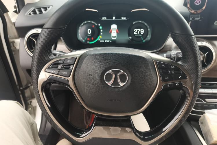 Used BAIC Beijing EU5 2019 R500 Smart Wind Edition Steering Wheel
