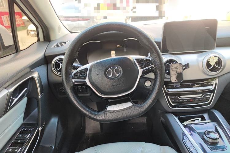 Used BAIC Beijing EU5 2019 R600 Smart Fashion Edition Steering Wheel
