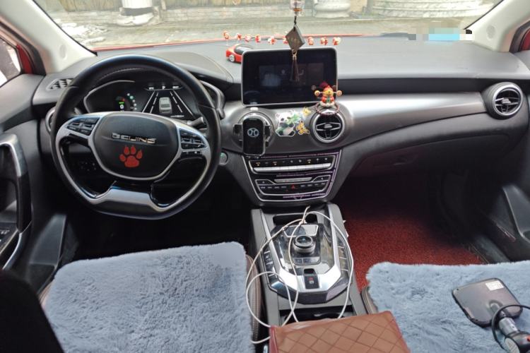 Used BAIC Beijing EU5 2020 R600 Smart Fashion Edition Center Console