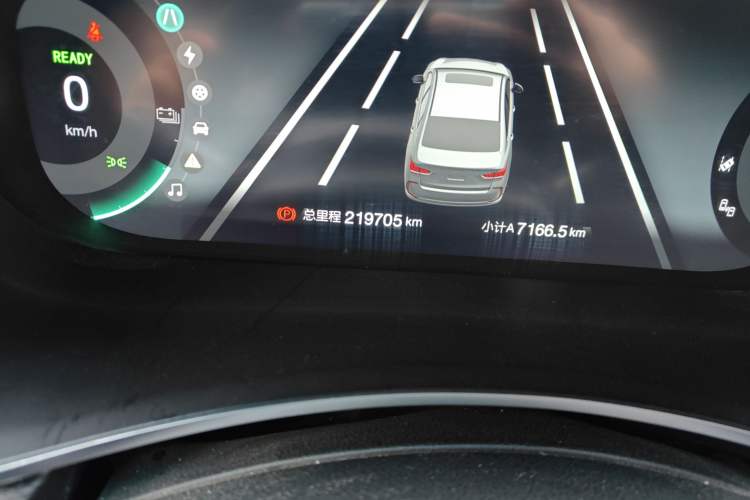 Used BAIC Beijing EU5 2020 R600 Smart Fashion Edition Odometer Close Up