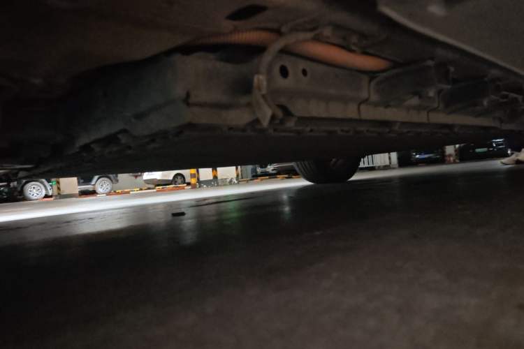 Used BAIC Beijing EU5 2020 R500 Smart Wind Edition Chassis Front Left