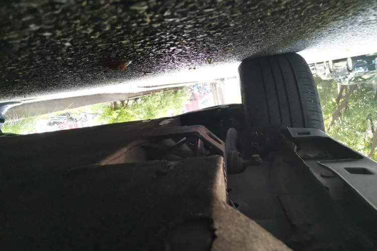 Used BAIC Beijing EU5 2020 R600 Smart Fashion Edition Chassis Rear Right