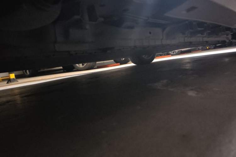 Used BAIC Beijing EU5 2020 R500 Smart Wind Edition Chassis Rear Right