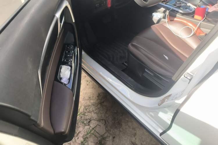 Used BAIC Beijing EU5 2020 R500 Smart Wind Edition Driver Seat