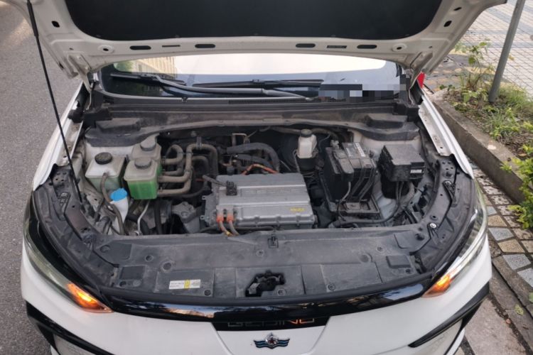 Used BAIC Beijing EU5 2020 R600 Smart Fashion Edition Engine Bay