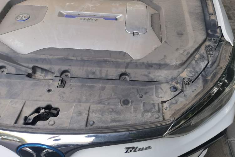 Used BAIC Beijing EU5 2020 Classic Model R550 Smart Trend Edition Engine Bay Left