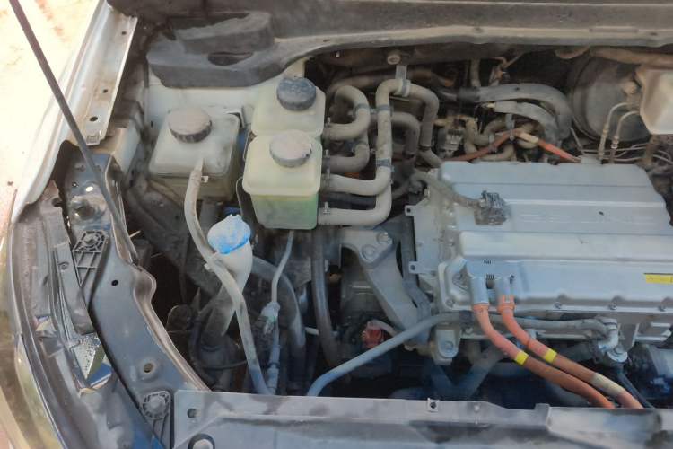 Used BAIC Beijing EU5 2020 Jingcai Edition R500 Smart Wind Version Engine Bay Right