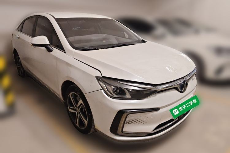 Used BAIC Beijing EU5 2020 Classic Model R500 Smart Wind Edition Front Right 45 Deg