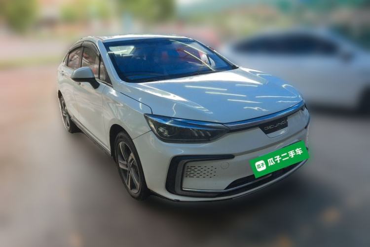 Used BAIC Beijing EU5 2020 Jingcai Edition R500 Smart Wind Version Front Right 45 Deg
