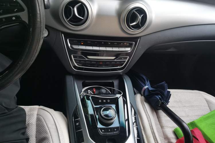 Used BAIC Beijing EU5 2020 Classic Model R550 Smart Trend Edition Gear Lever
