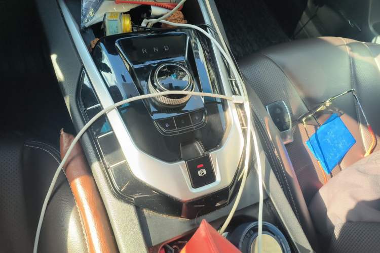 Used BAIC Beijing EU5 2020 R500 Smart Wind Edition Gear Lever