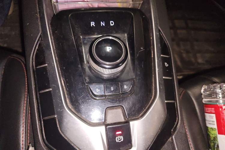 Used BAIC Beijing EU5 2020 Classic Model R500 Smart Wind Edition Gear Lever