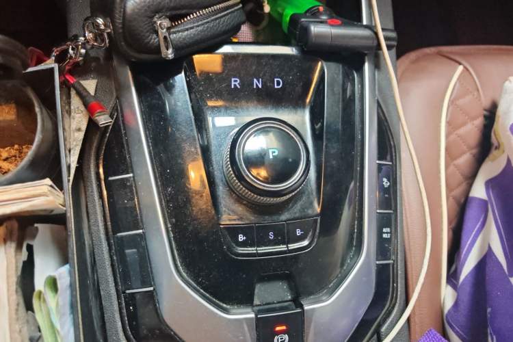 Used BAIC Beijing EU5 2020 R500 Smart Wind Edition Gear Lever