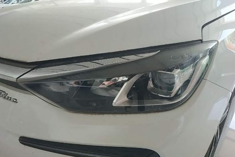 Used BAIC Beijing EU5  Left Front Headlight