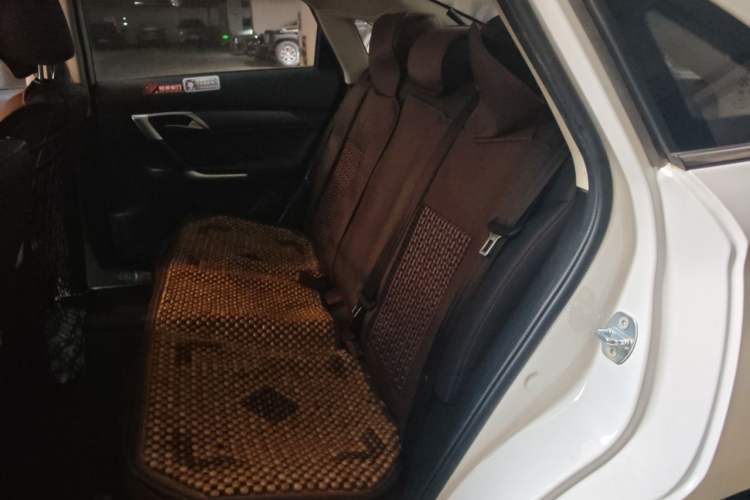 Used BAIC Beijing EU5 2020 R500 Smart Wind Edition Left Rear Seat