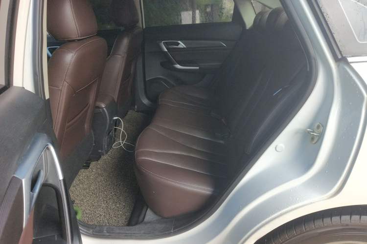 Used BAIC Beijing EU5 2020 Jingcai Edition R500 Smart Wind Version Left Rear Seat