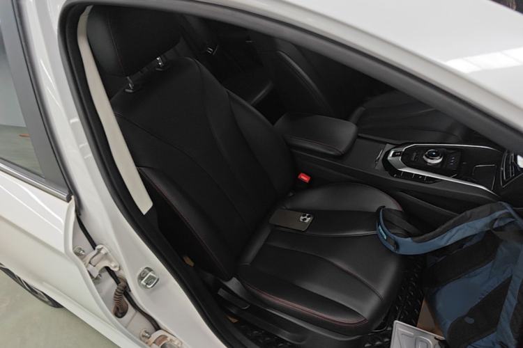 Used BAIC Beijing EU5 2020 Classic Model R500 Smart Wind Edition Right Front Seat