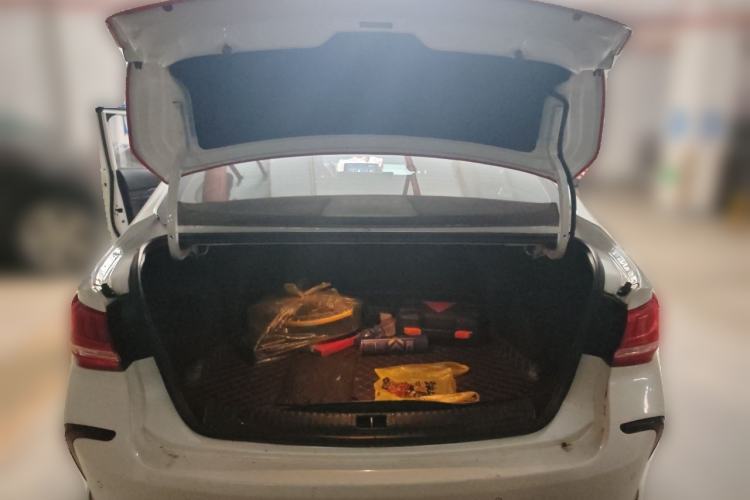 Used BAIC Beijing EU5 2020 R500 Smart Wind Edition Trunk