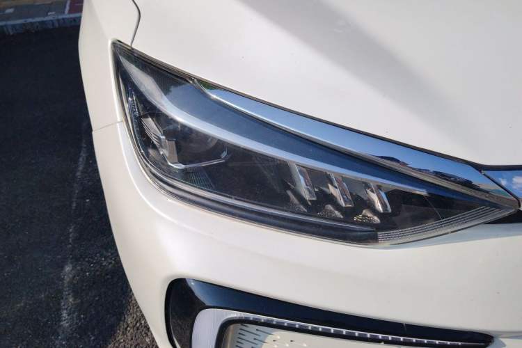 Used BAIC Beijing EU5 2021 Special Edition Right Front Headlight