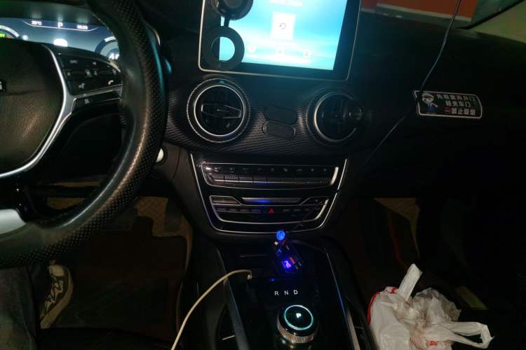 Used BAIC Beijing EU5 2022 Ride-Hailing High-Power Luxury Edition Audio And AC Panel