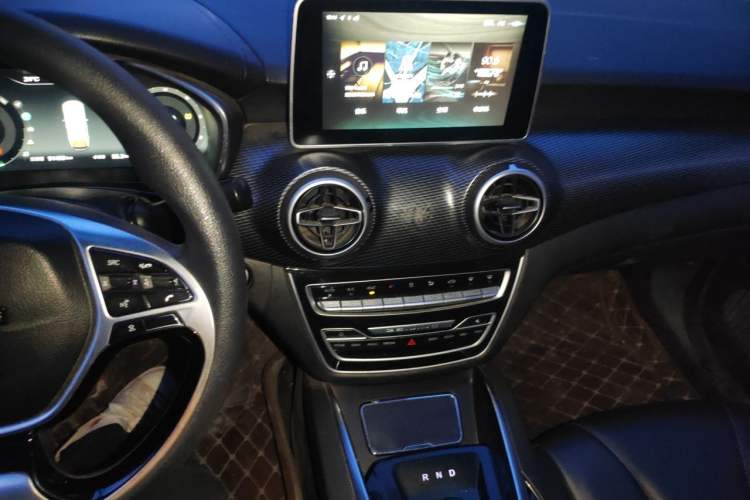 Used BAIC Beijing EU5 2022 Ride-Hailing Luxury Edition Audio And AC Panel
