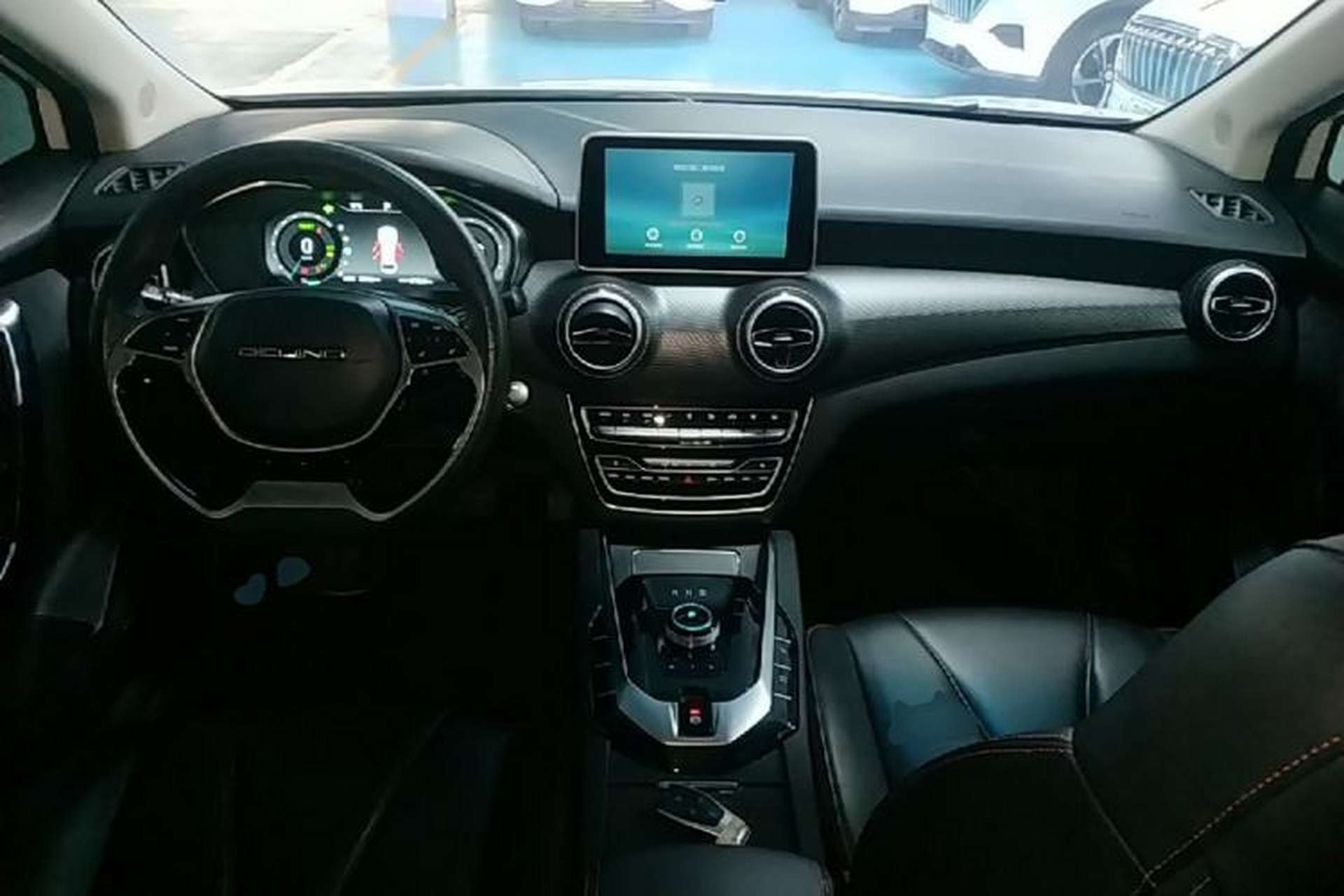 Used BAIC Beijing EU5 2022 Ride-Hailing High-Power Luxury Edition Center Console
