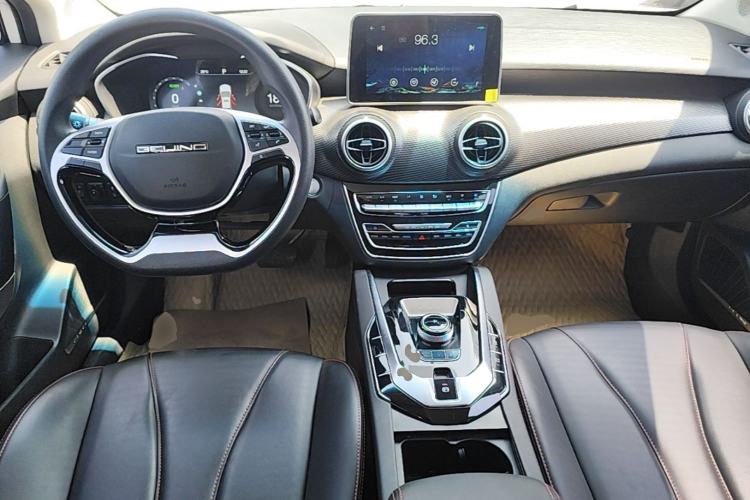 Used BAIC Beijing EU5 2022 Ride-Hailing High-Power Luxury Edition Center Console
