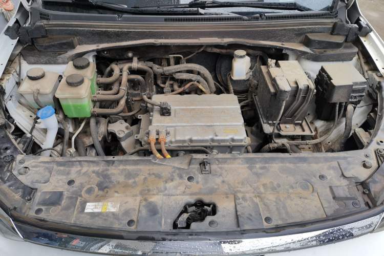 Used BAIC Beijing EU5 2022 Ride-Hailing High-Power Luxury Edition Engine Bay