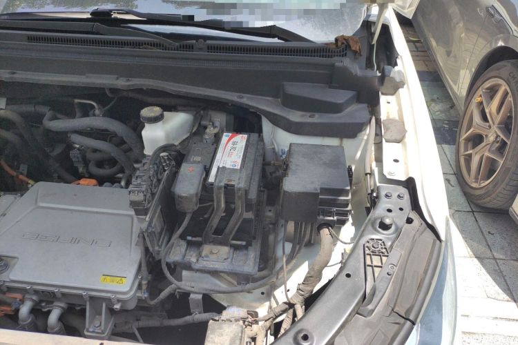 Used BAIC Beijing EU5 2022 Ride-Hailing Luxury Edition Engine Bay Left