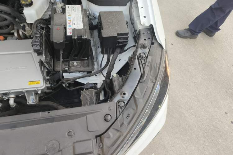 Used BAIC Beijing EU5 2022 Ride-Hailing Edition Engine Bay Left