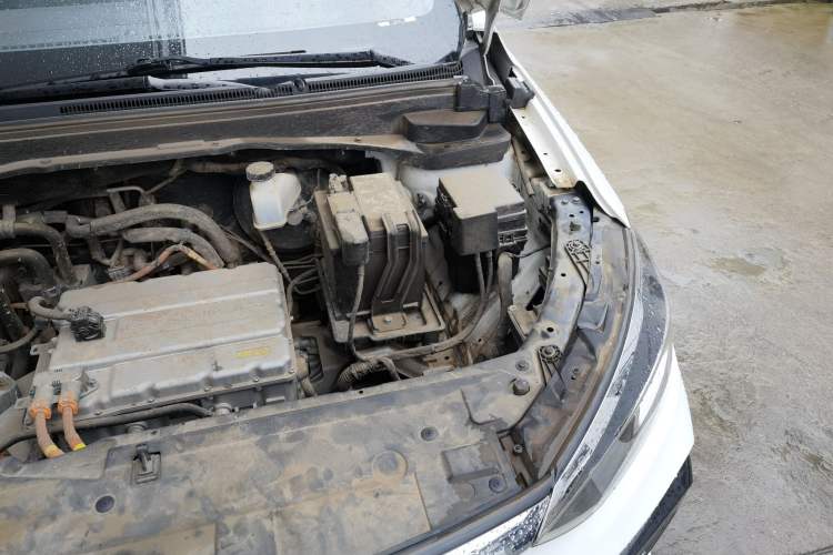 Used BAIC Beijing EU5 2022 Ride-Hailing High-Power Luxury Edition Engine Bay Left