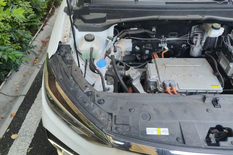 Used BAIC Beijing EU5 2022 Ride-Hailing Luxury Edition Engine Bay Right