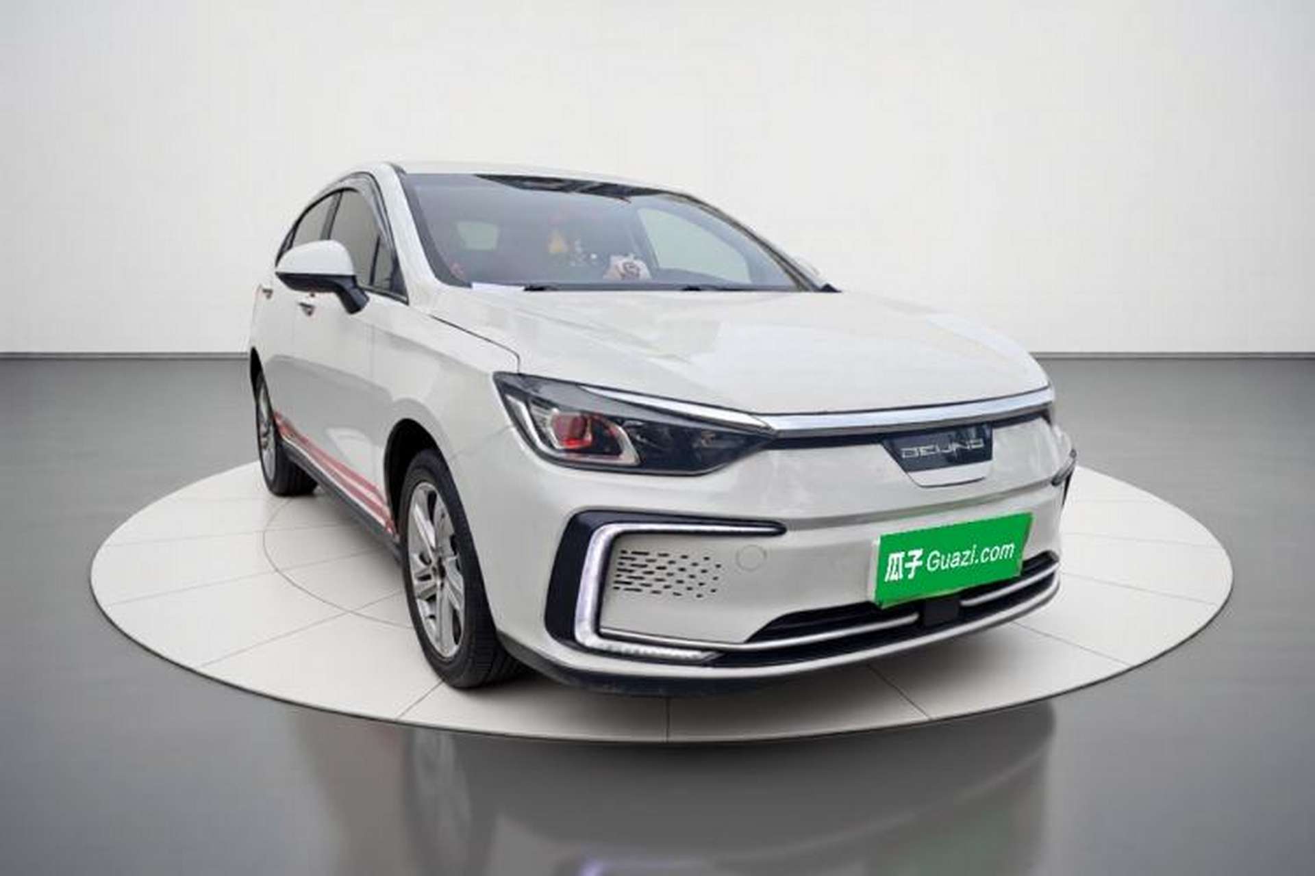 Used BAIC Beijing EU5 2022 Ride-Hailing High-Power Luxury Edition Exterior 2