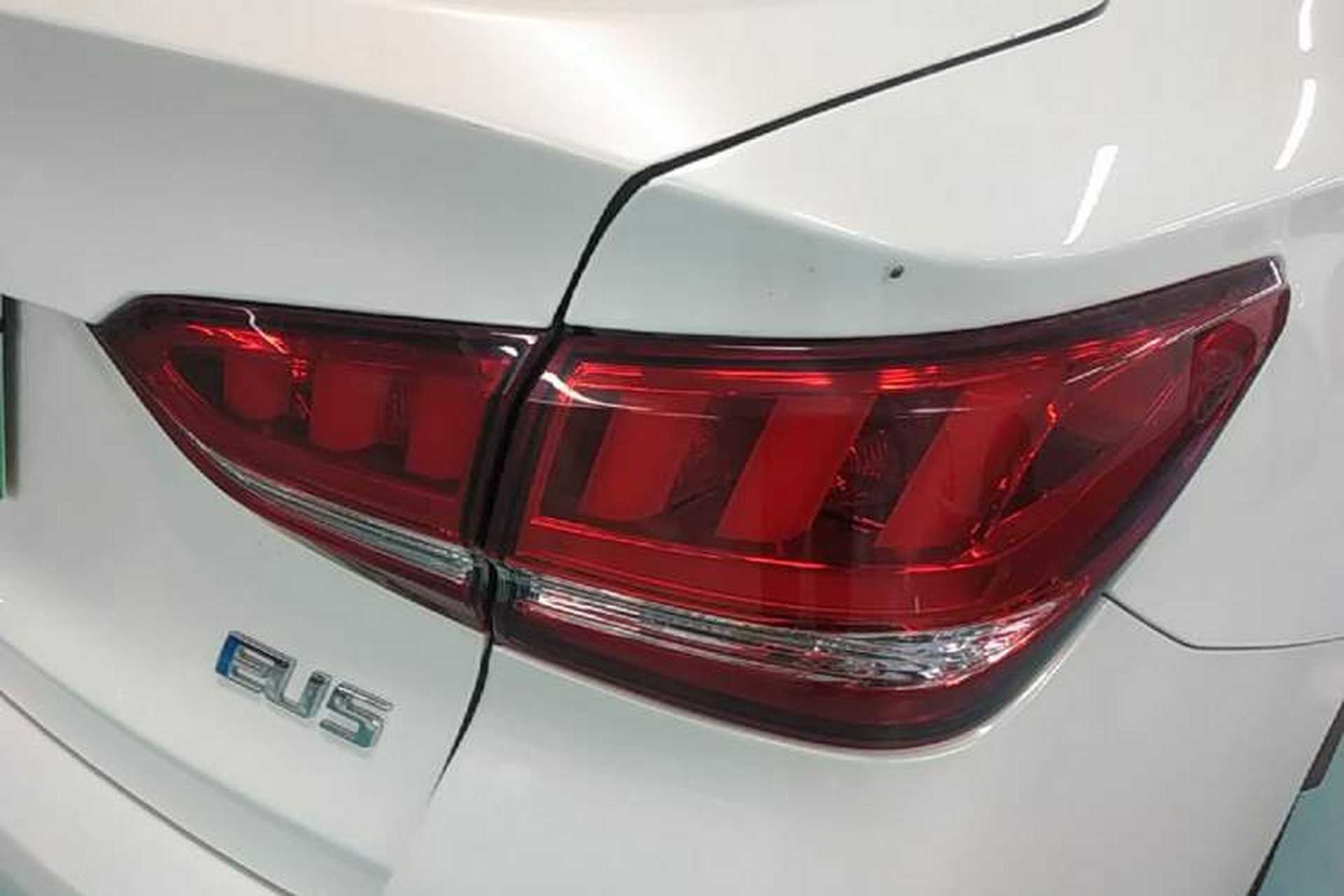 Used BAIC Beijing EU5 2022 Ride-Hailing High-Power Luxury Edition Exterior 3