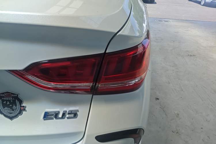 Used BAIC Beijing EU5 2022 Ride-Hailing High-Power Luxury Edition Exterior 3
