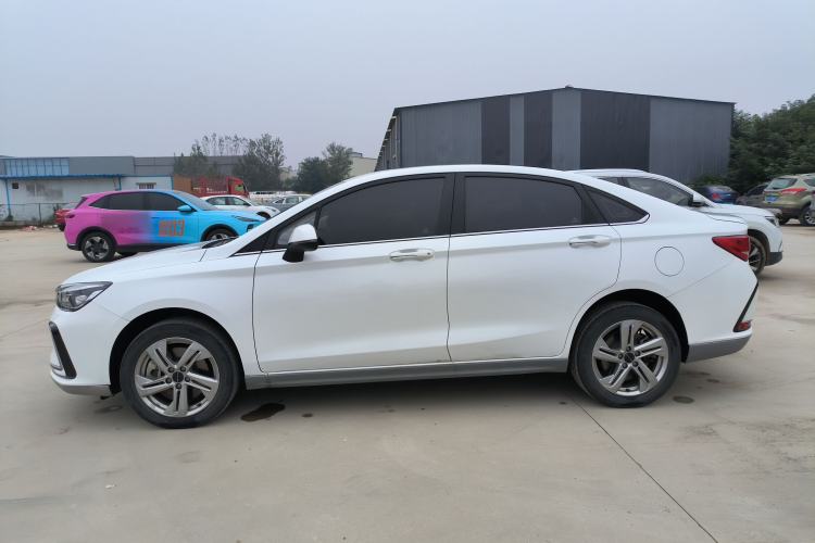 Used BAIC Beijing EU5 2022 Ride-Hailing Luxury Edition Exterior 3