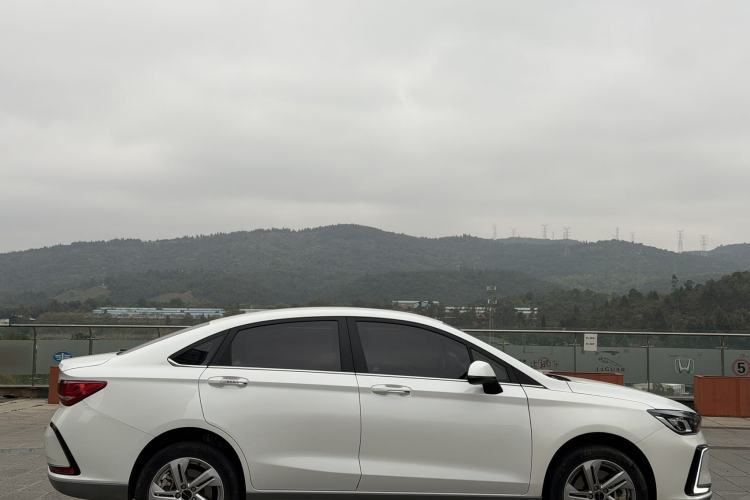 Used BAIC Beijing EU5 2022 Ride-Hailing Edition Exterior 5