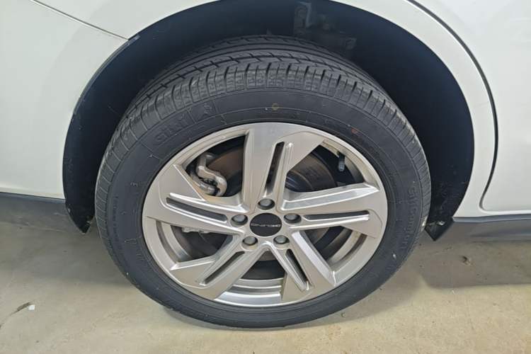 Used BAIC Beijing EU5 2022 Ride-Hailing High-Power Luxury Edition Exterior 5