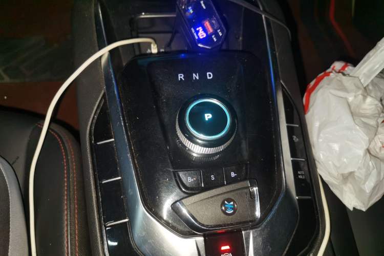 Used BAIC Beijing EU5 2022 Ride-Hailing High-Power Luxury Edition Gear Lever