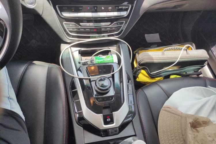 Used BAIC Beijing EU5 2022 Ride-Hailing Luxury Edition Gear Lever