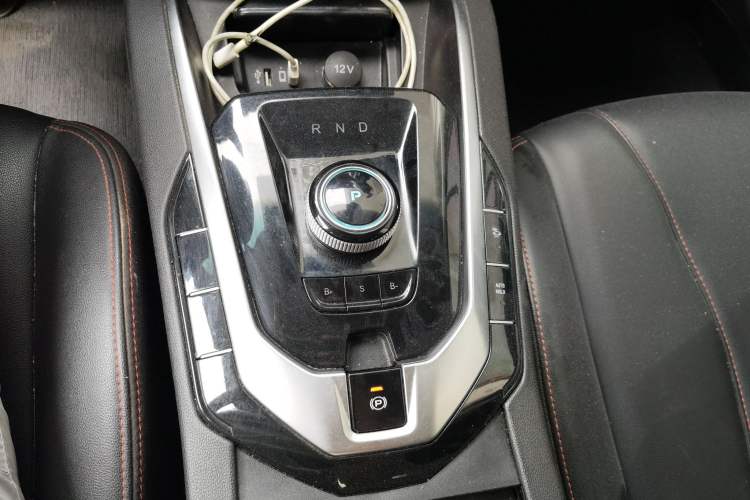 Used BAIC Beijing EU5 2022 Ride-Hailing High-Power Luxury Edition Gear Lever