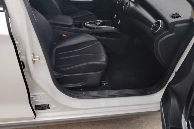 Used BAIC Beijing EU5 2022 Ride-Hailing Edition Interior 11