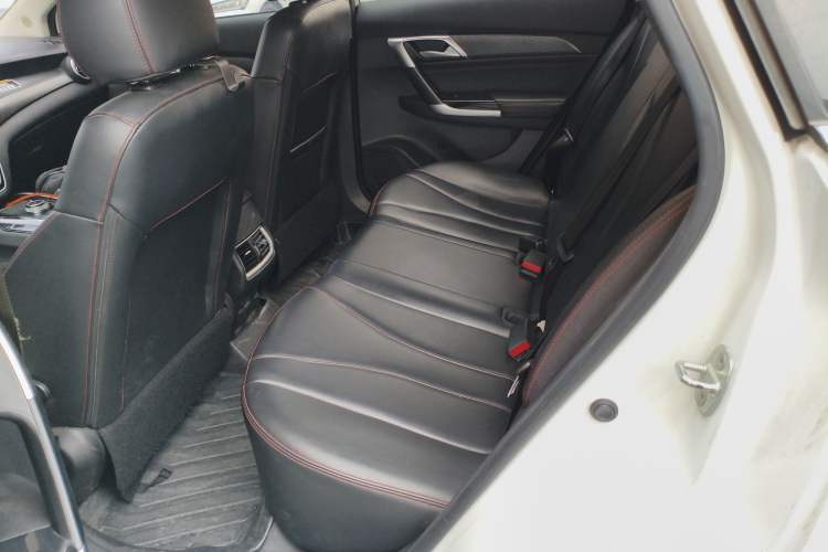 Used BAIC Beijing EU5 2022 Ride-Hailing Luxury Edition Interior 4