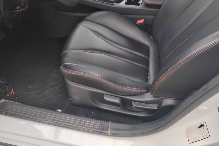 Used BAIC Beijing EU5 2022 Ride-Hailing Edition Interior 9
