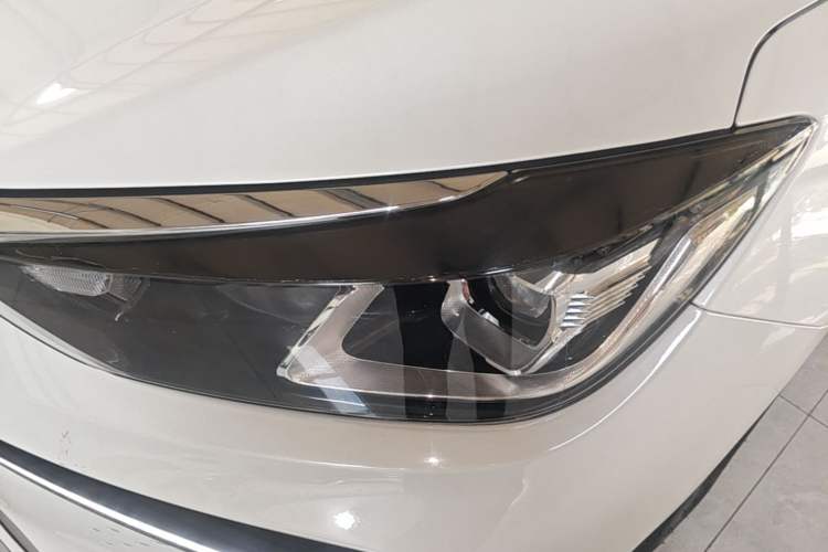Used BAIC Beijing EU5 2022 Ride-Hailing High-Power Luxury Edition Left Front Headlight