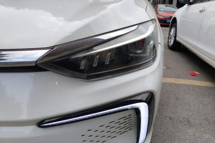 Used BAIC Beijing EU5 2022 Ride-Hailing Luxury Edition Left Front Headlight